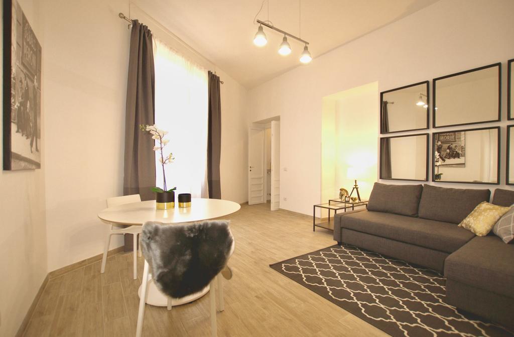 רומא Ostia Holiday Domus In Laterano מראה חיצוני תמונה